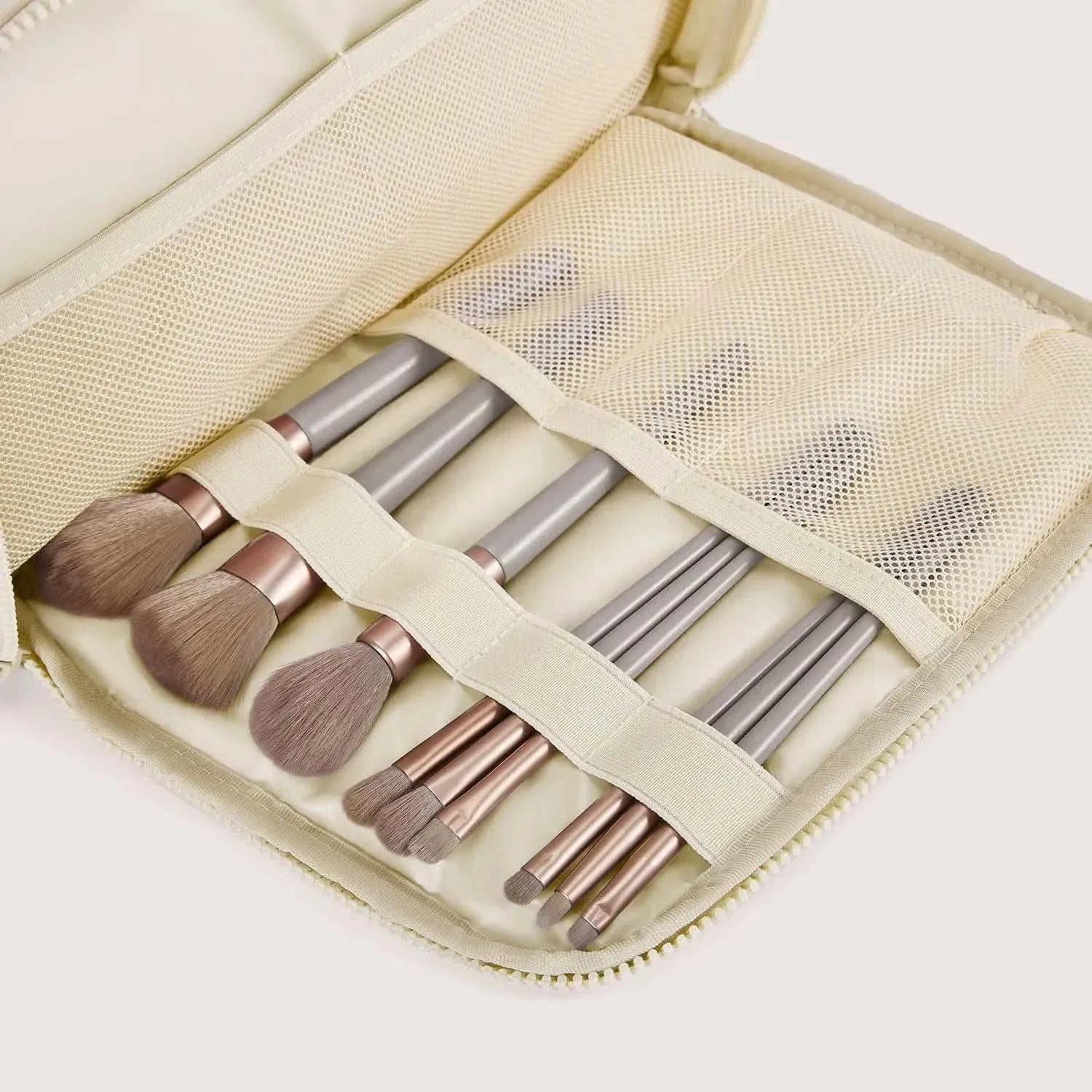 YunaWear | Cloud Duffle Toilettas